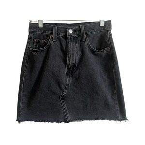 Classic Levi’s Denim Mini Skirt w/ Raw Edge Hem